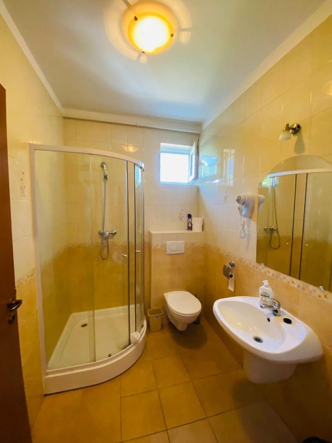 Apartamento Gabi Lux Apartman Hajdúszoboszló Exterior foto