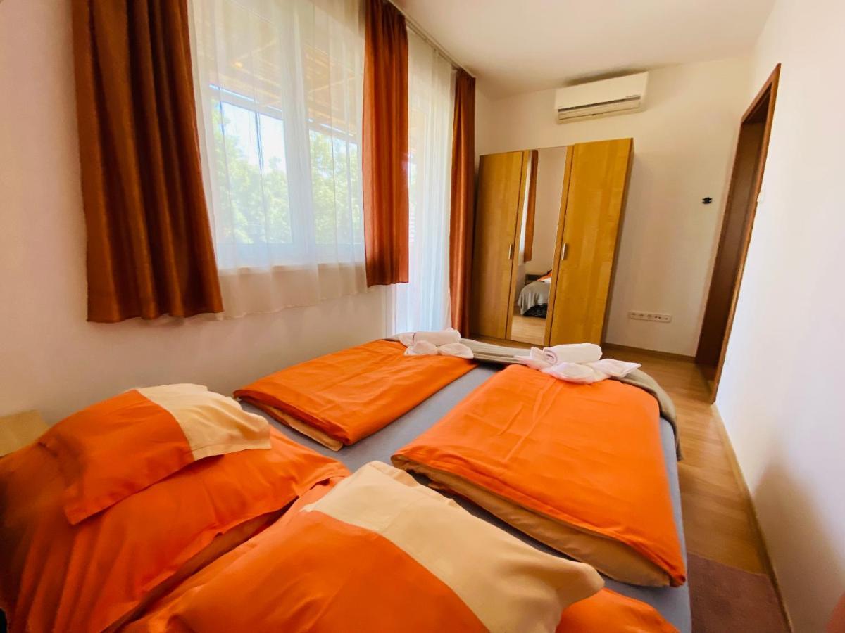 Apartamento Gabi Lux Apartman Hajdúszoboszló Exterior foto